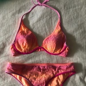 Victoria’s Secret bikini set
